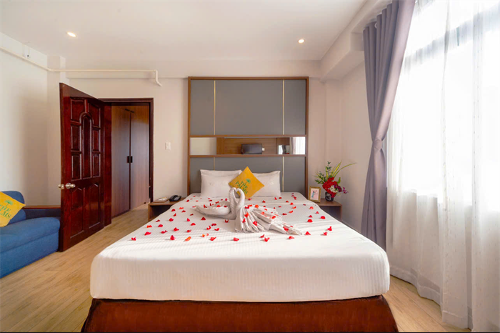 Family Room City View